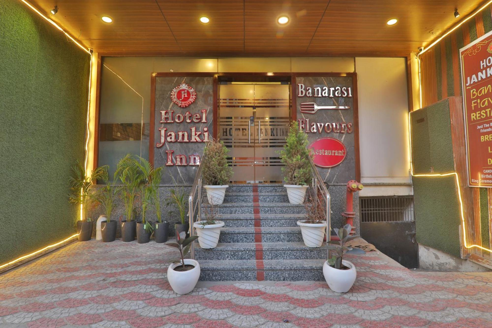 ורנאסי Hotel Janki Inn Sigra 2 Km From Kashi Vishwanath Dham מראה חיצוני תמונה